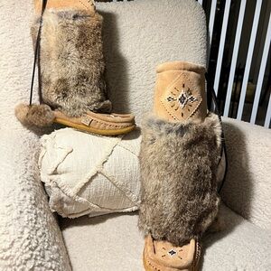 NEW - Laurentian Chief  Tall Mukluks - Mocha (Crepe Sole) Size 7